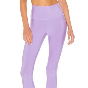 Alo Yoga Airlift Capri Leggings - ultraviolet